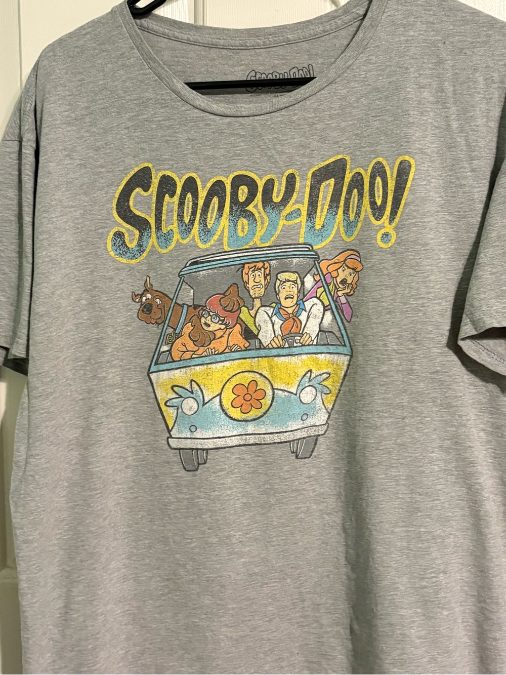 Scooby-Doo! Mystery Machine Graphic Tee - Grey